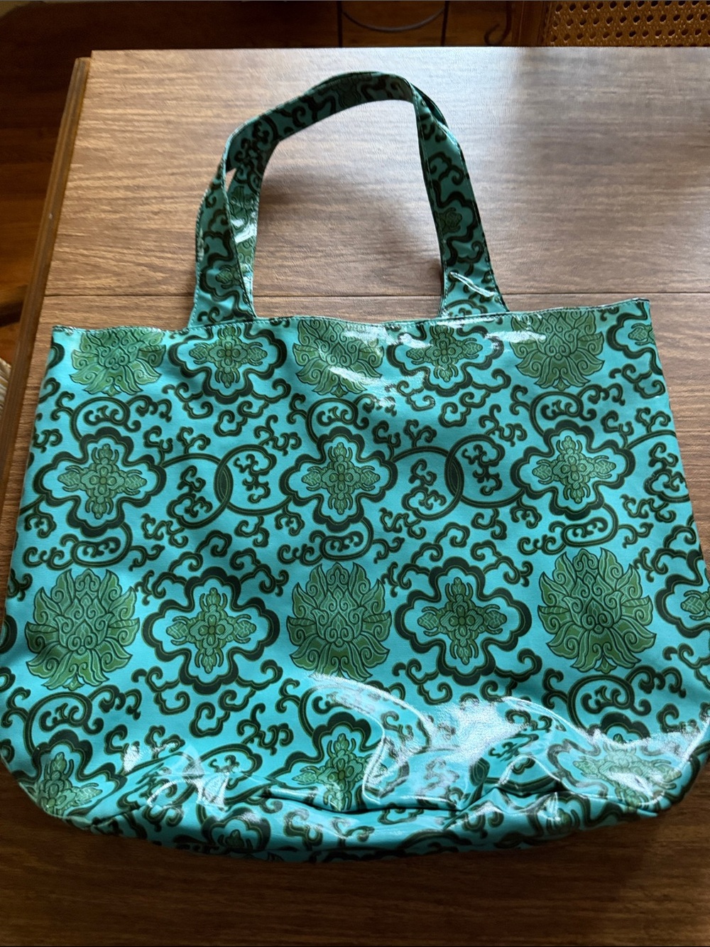 Green Patterned Tote Bag with Floral Motif